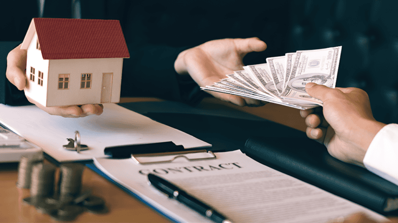 Home seller receiving cash offer during urgent house sale